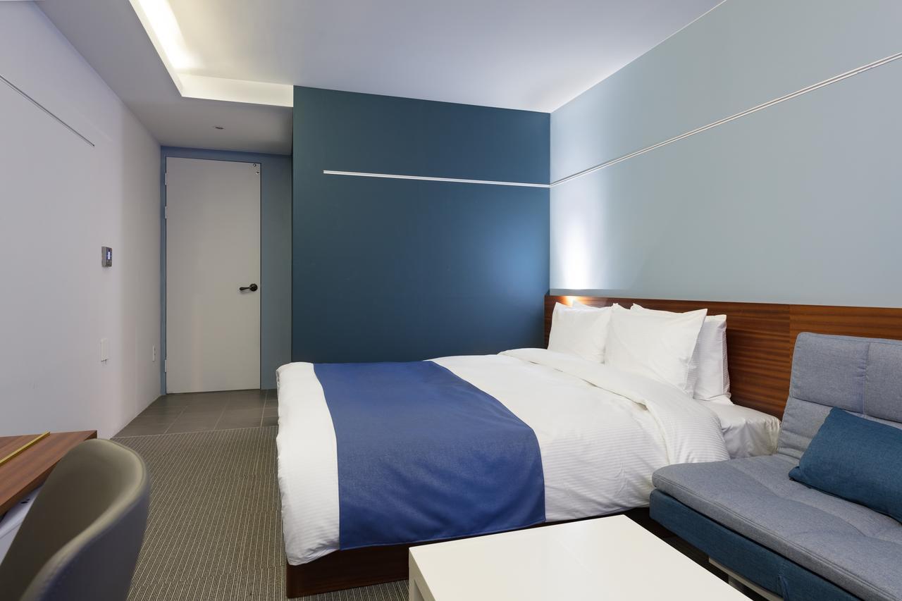 Ark Blue Hotel Busan Exterior photo