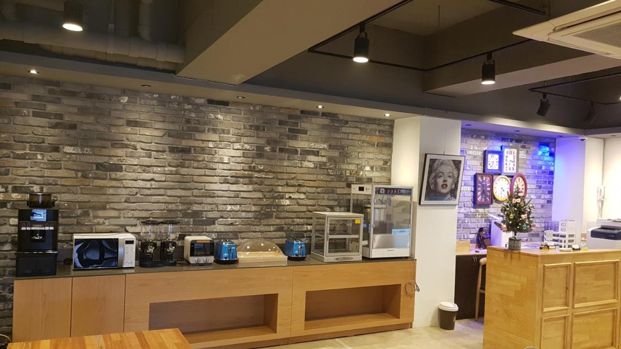 Ark Blue Hotel Busan Exterior photo