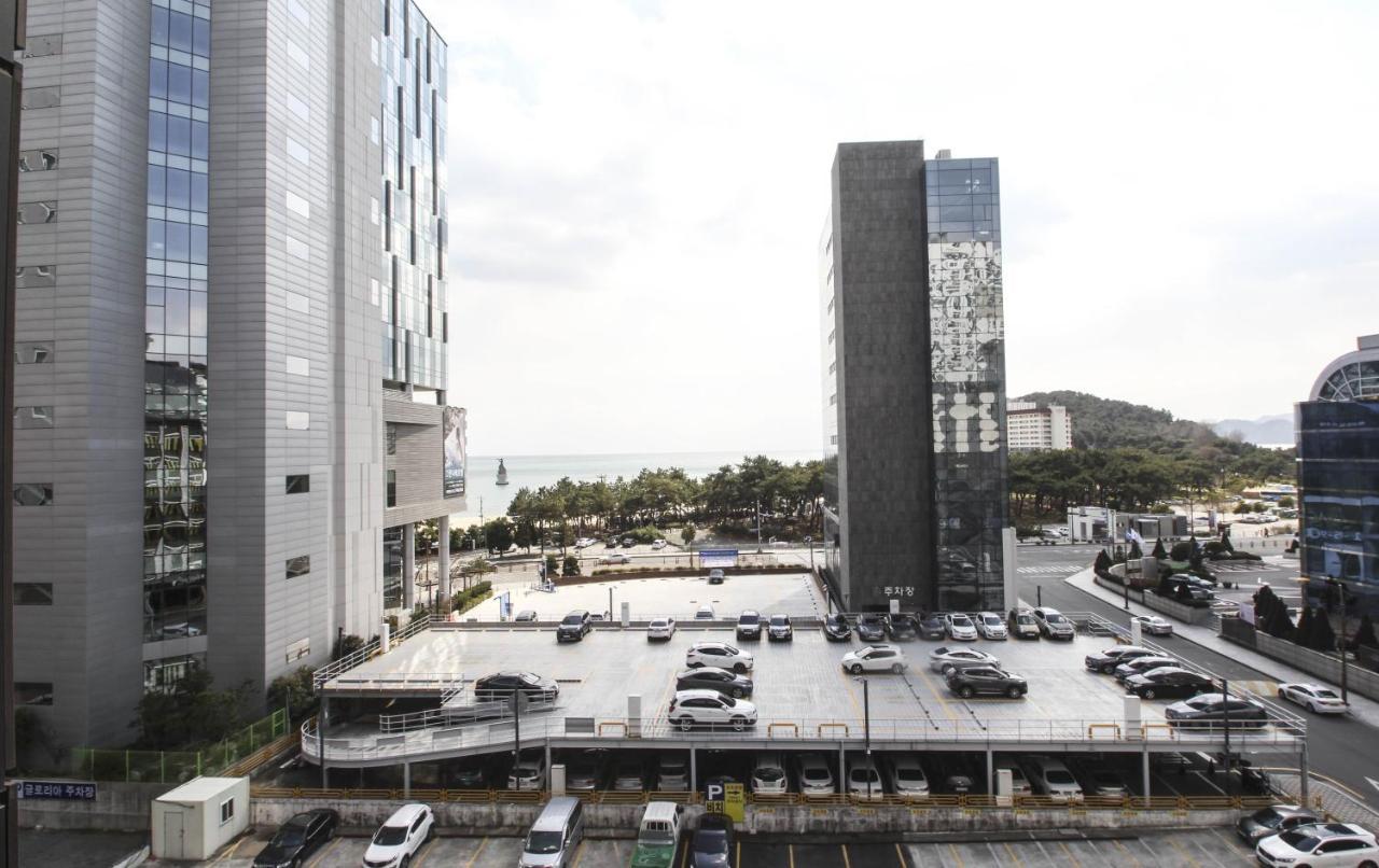 Ark Blue Hotel Busan Exterior photo