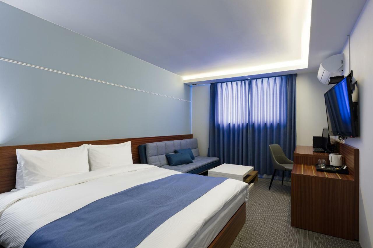 Ark Blue Hotel Busan Exterior photo