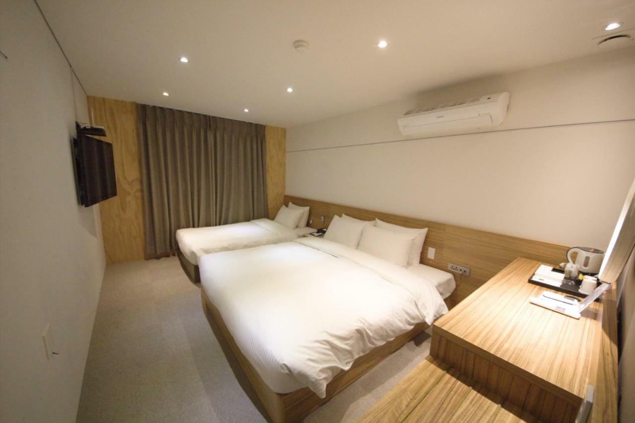 Ark Blue Hotel Busan Exterior photo